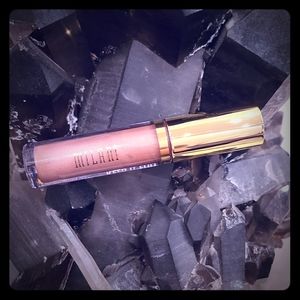 💄MILANI Nude Shimmer Lipgloss